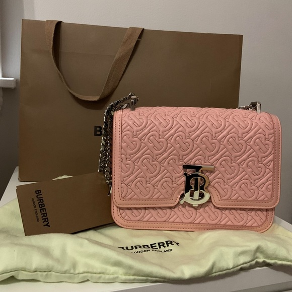 NWT Burberry TB monogram quilted purse - Picture 1 of 5